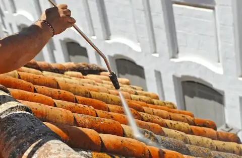 Nettoyage de toitures - Lourdoueix-Saint-Michel